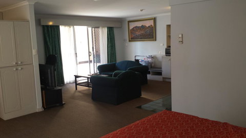 Stay At Alice Springs Hotel - Accommodation Search 21