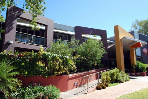 Stay At Alice Springs Hotel - Accommodation Search 0
