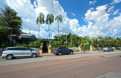 Palms City Resort - Accommodation Search 25