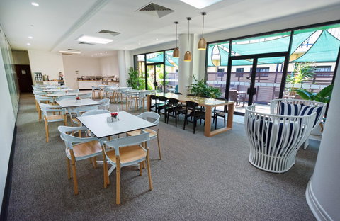 Palms City Resort - Accommodation Search 24