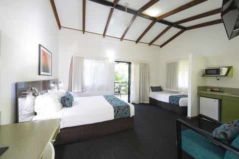 Palms City Resort - Accommodation Search 5