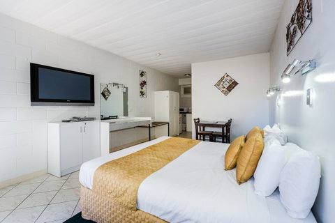 Elkira Court Motel - Accommodation Search 8