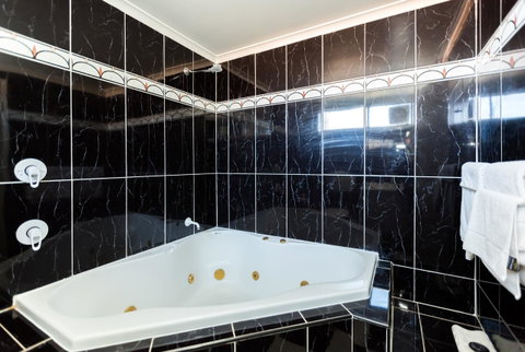 Elkira Court Motel - Accommodation Search 26