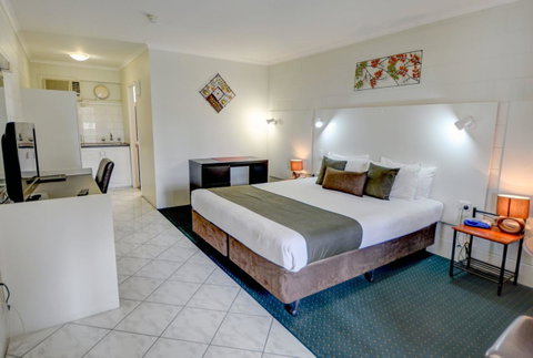 Elkira Court Motel - Accommodation Search 13