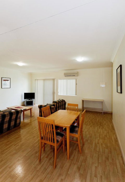 Alice On Todd Apartments - Accommodation Search 7