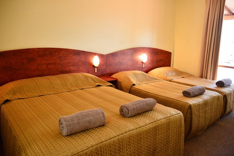 Erldunda Desert Oaks Resort - Accommodation Search 38