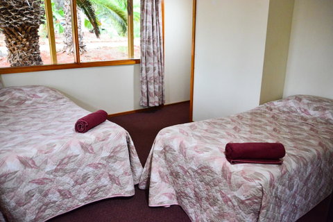 Erldunda Desert Oaks Resort - Accommodation Search 43