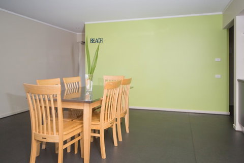Corrigans Cove - Accommodation Search 11
