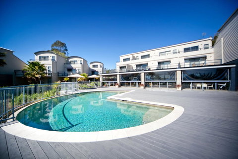 Corrigans Cove - Accommodation Search 0