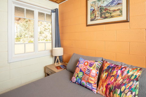 Glen Helen Lodge - Accommodation Search 13
