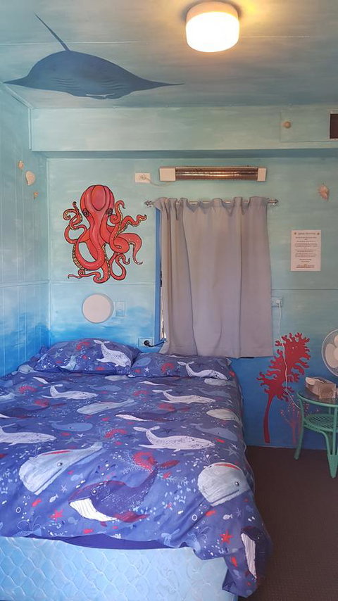 Alice\'s Secret Travellers Inn - Accommodation Search 40