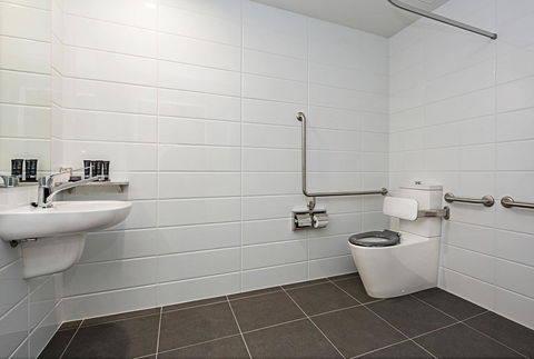 Mantra MacArthur Hotel - Accommodation Search 31