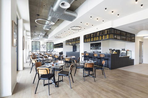 Mantra MacArthur Hotel - Accommodation Search 38