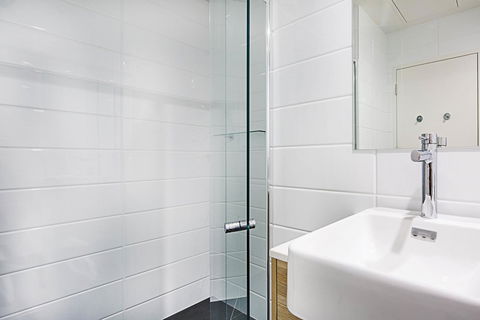 Mantra MacArthur Hotel - Accommodation Search 24