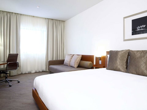 Novotel Canberra - Accommodation Search 0