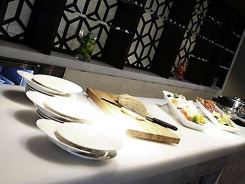 Novotel Canberra - Accommodation Search 30