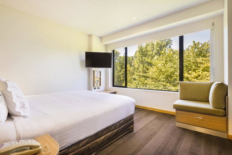 Crowne Plaza Canberra, An IHG Hotel - Accommodation Search 30
