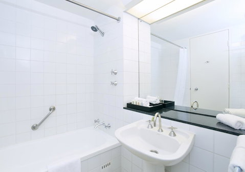 Crowne Plaza Canberra, An IHG Hotel - Accommodation Search 25