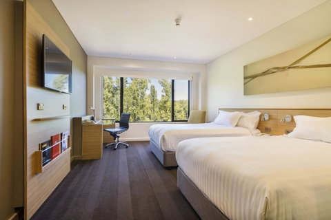 Crowne Plaza Canberra, An IHG Hotel - Accommodation Search 32