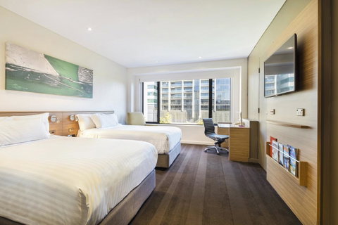 Crowne Plaza Canberra, An IHG Hotel - Accommodation Search 31