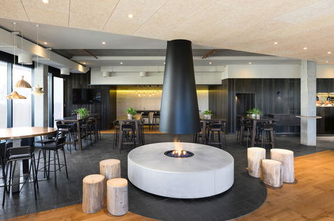 Hotel Realm - Accommodation Search 3