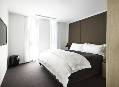Burbury Hotel - Accommodation Search 23