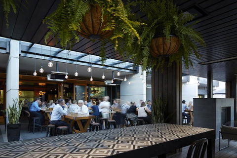 Burbury Hotel - Accommodation Search 20