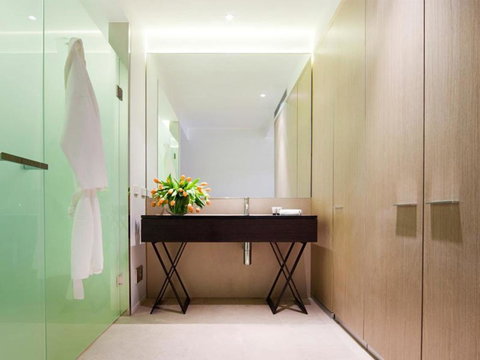 Burbury Hotel - Accommodation Search 6