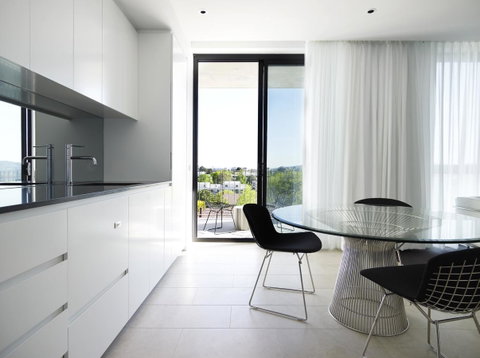 Burbury Hotel - Accommodation Search 25