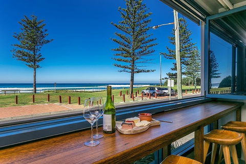 Lennox Holiday Apartments - Accommodation Search 37