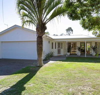 Bonito' 26 Bonito Street - pet friendly housewith aircon - Accommodation Search