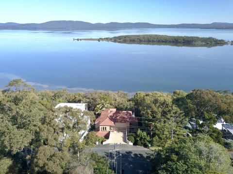 Booti Booti Chateau Lakeside - Accommodation Search 0