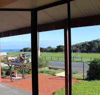 Bott's Beach Retreat - Accommodation Search