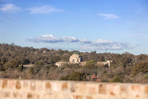 Braddon Penthouse, Top Location, Netflix, WiFi, Views - Accommodation Search 3