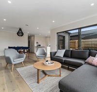 Brand New and Beautiful - Rosebud Holiday Home - Accommodation Search