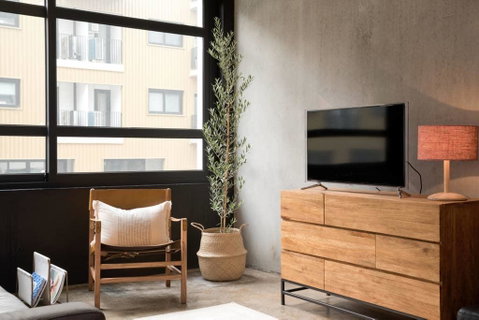 BRAND NEW BOUTIQUE WAREHOUSE 2BR APT KING BEDS KINGSTON In CANBERRA - Accommodation Search 0