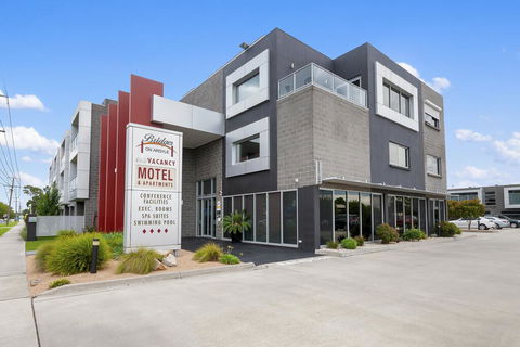 Bridges On Argyle - Accommodation Search 0