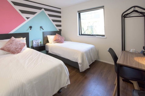Brisbane City YHA - Accommodation Search 1