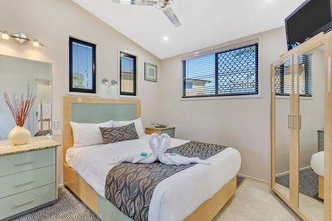 Brisbane Holiday Village - Accommodation Search 2