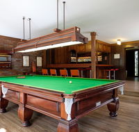 Brookfield Retreat - Large Holiday Home / Group Accommodation - Accommodation Search