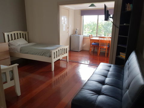 Bunbury's Most Convenient Location - Unit 2 - Accommodation Search 1