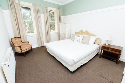 Bundanoon Hotel - Accommodation Search 2