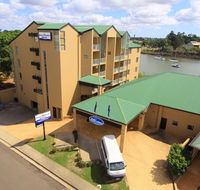 Burnett Riverside Hotel - Accommodation Search