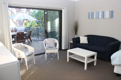BUSH 2 BEACH - Accommodation Search 2