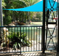 Bushland Beach Tavern - Accommodation Search