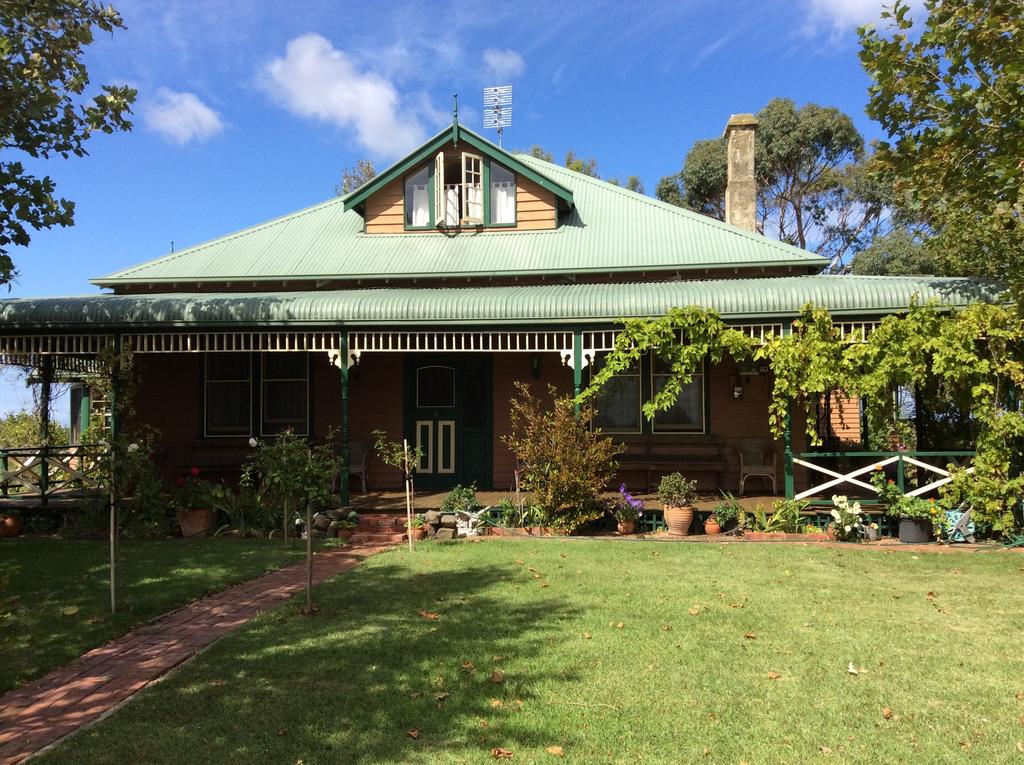 Cooriemungle VIC Accommodation Search
