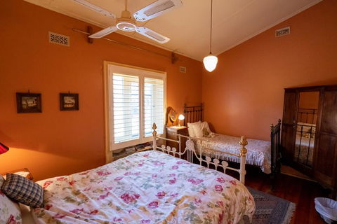 Buxton Manor - Accommodation Search 1