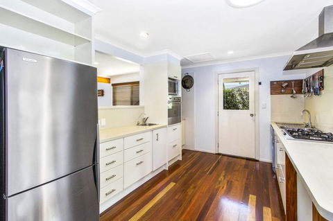 CABARITA BEACH BLISS - HOLIDAY HOME ON THE LAKE - Accommodation Search 1