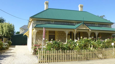 Cabernet Cottage - Accommodation Search 2