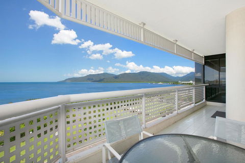 Cairns Ocean View Apartment - Accommodation Search 0